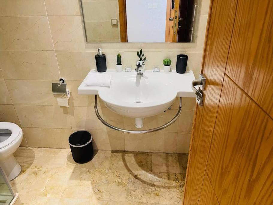 A 2 Minutes De Casa Finance City, Appartement Avec 2 Chambres Kazablanka Dış mekan fotoğraf